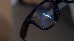 Apple prueba cuatro diseños de gafas inteligentes para competir con las Ray-Ban Meta