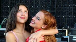 Olivia Rodrigo canta ‘drop dead’ por primera vez en directo en Coachella con Addison Rae