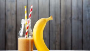 Por qué no debes agregar estos ingredientes a tu batido de plátano