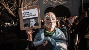 Guardianas del agua: la resistencia mapuche a los data centers en la Patagonia