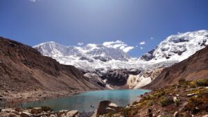 Los Andes: cómo evitar un desastre de origen glaciar como el que ocurrió en Nepal