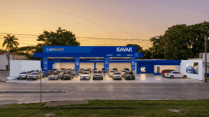 Kavak amplía sus operaciones físicas en el sureste de México en alianza con Hertz