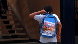 Prueba PISA 2025 exhibe rezago histórico en ciencias y matemáticas de estudiantes de México, España, Colombia y Argentina